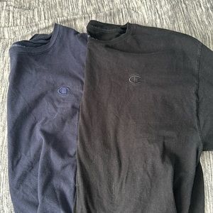 2 pack of champion shirts